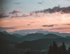 昔日名帅回归，率队豪取胜利